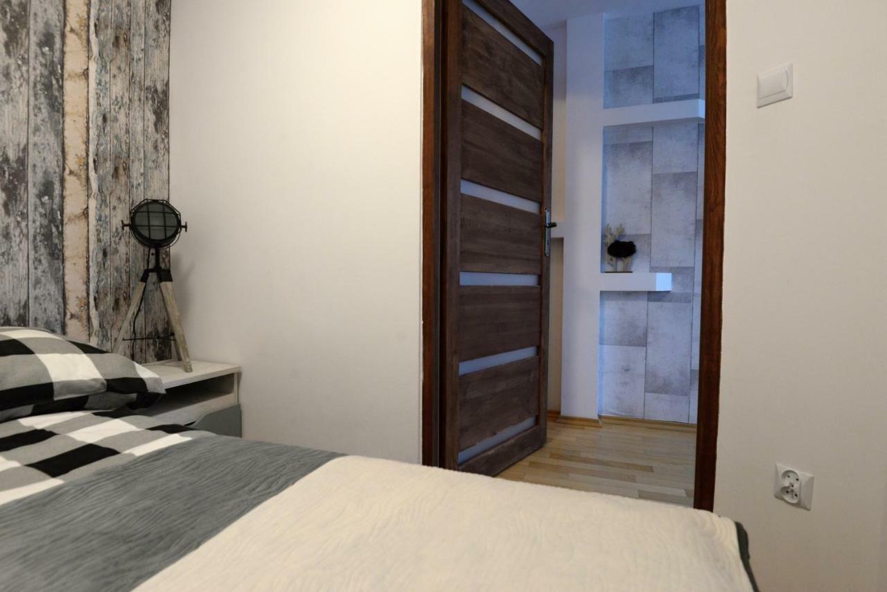 Apartament Columbus Lejlighed Ustrzyki Dolne Eksteriør billede